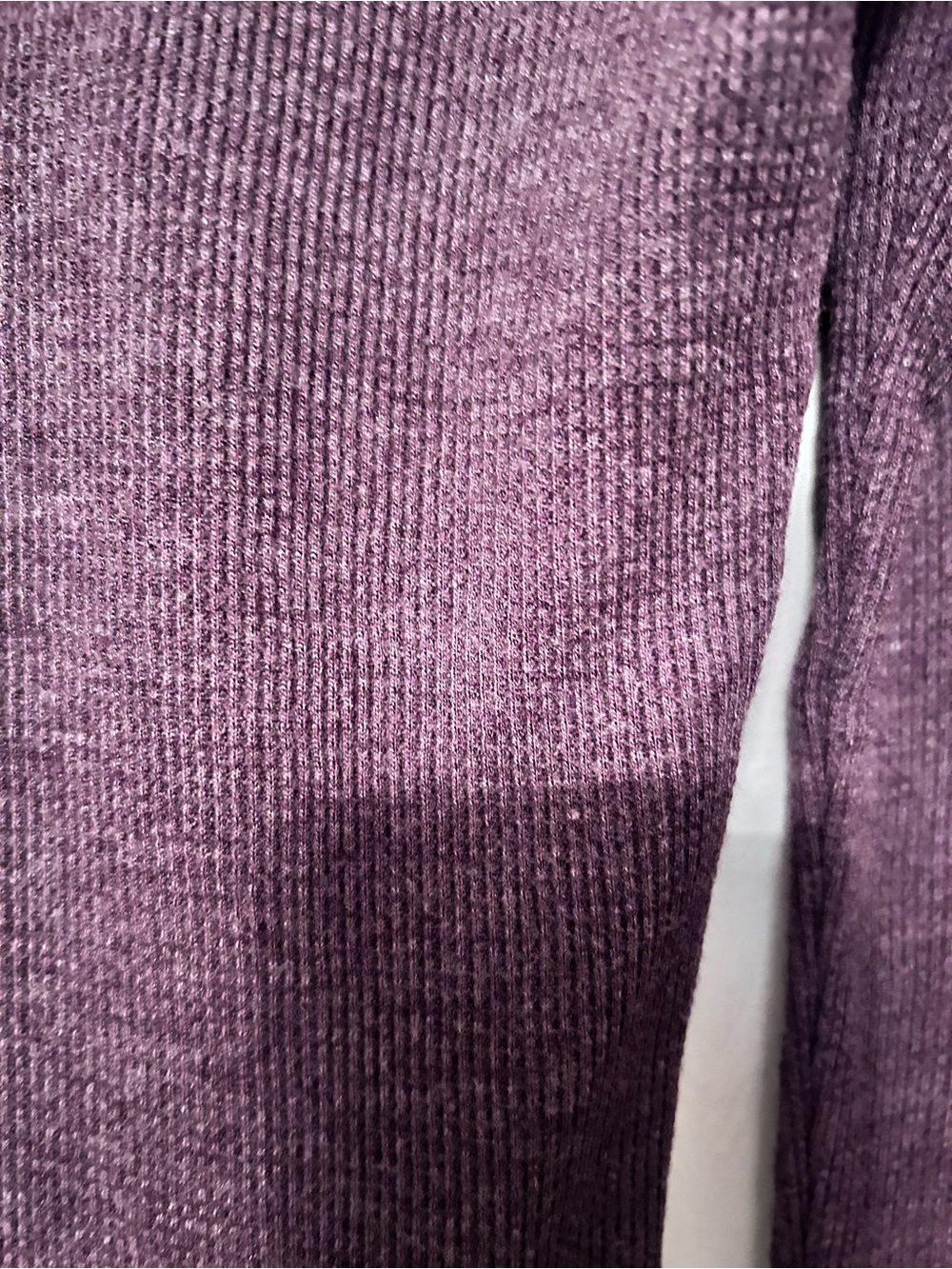 Women’s Guide Series Plum Color Long Sleeve Waffle Knit Stretch Top Medium - Picture 4 of 5